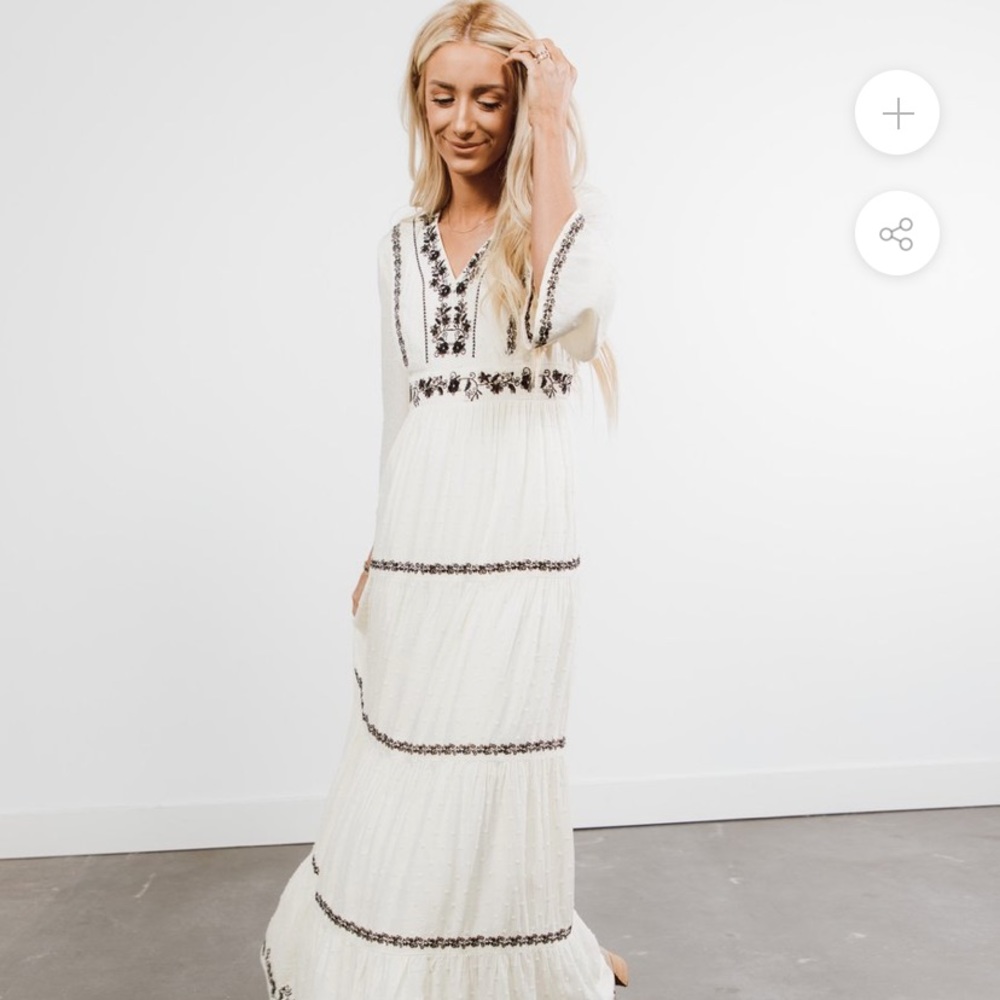 Embroidered Maxi Dress. Size L. Stevie Hender